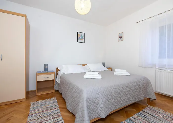 Stjepana Ivicevica I * ماكارسكا