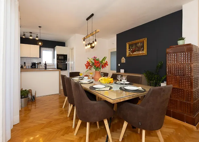 Stjepana Ivicevica I Makarska